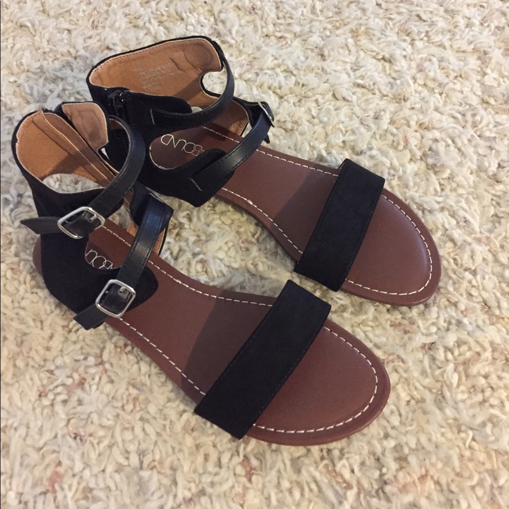 **SOLD** Abound ankle strap sandals